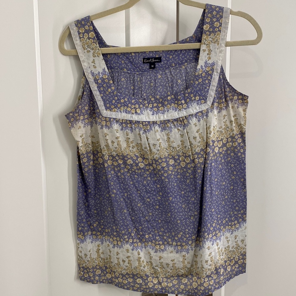 Earl Jeans periwinkle floral tank